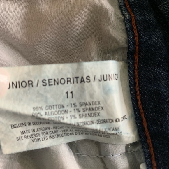 L.E.I. Distressed hipster wide leg bell jeans! 👖 - Picture 5 of 5